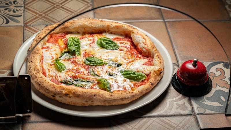 Pizza sauce secrets from Green lantern pizza chefs
